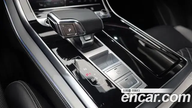 Audi Q7 2023 — Фото 9/20