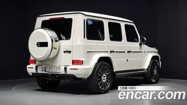 Mercedes-Benz G-Class 2021 — Фото 2/20