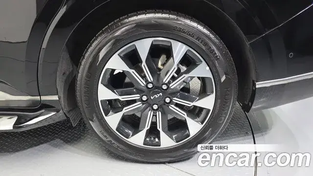 Kia Carnival 2022 — Фото 5/20