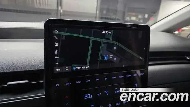 Hyundai Staria 2022 — Фото 14/20