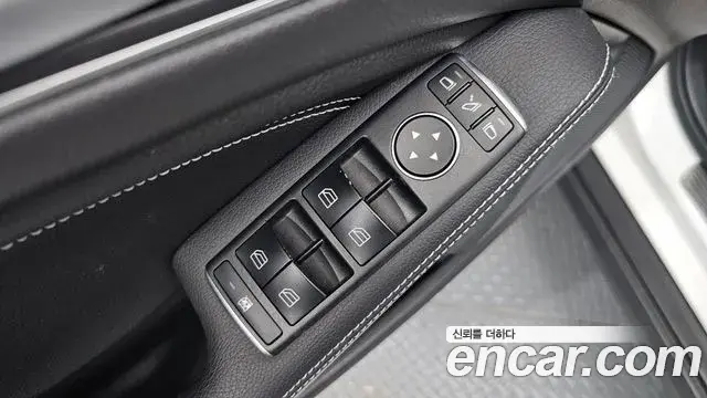 Mercedes-Benz GLA-Class 2018 — ფოტო 20/30