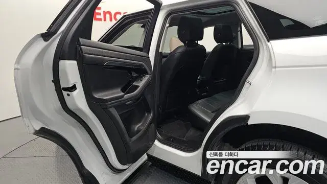 Land Rover Range Rover Evoque 2020 — Фото 12/20