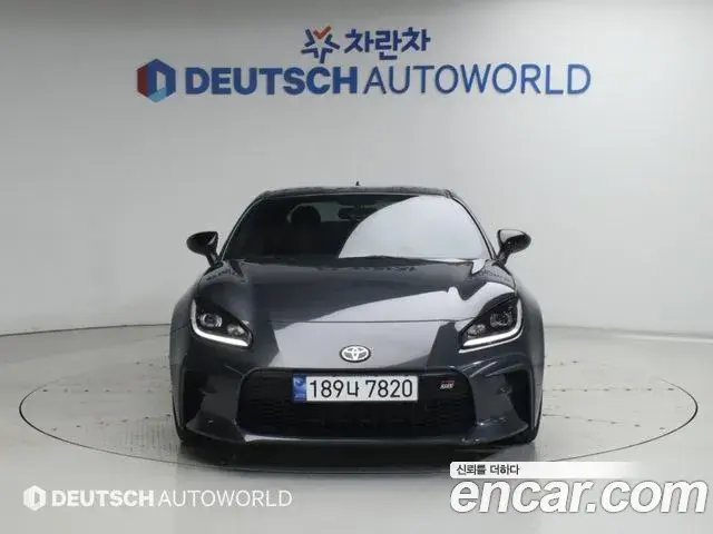 Toyota GR86 2024 — Şəkil 10/20
