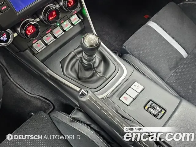Toyota GR86 2024 — Şəkil 3/20