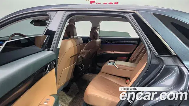Hyundai Grandeur 2023 — Фото 11/20