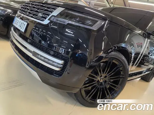 Land Rover Range Rover 2026 — Фото 1/20