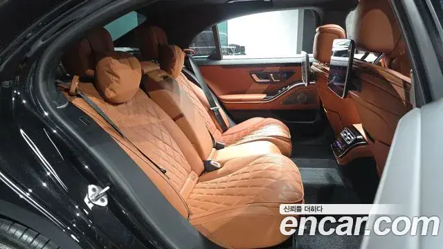 Mercedes-Benz S-Class 2023 — Şəkil 22/33