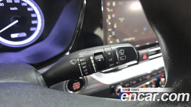Kia Niro 2020 — ფოტო 19/30
