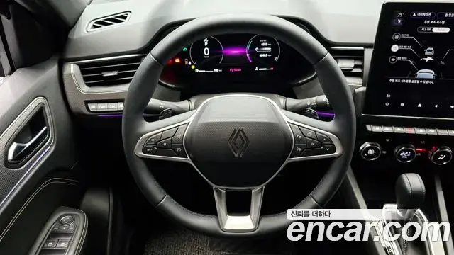 Renault Samsung Arkana 2025 — Фото 13/20