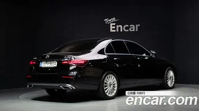 Mercedes-Benz E-Class 2022 — Фото 2/20