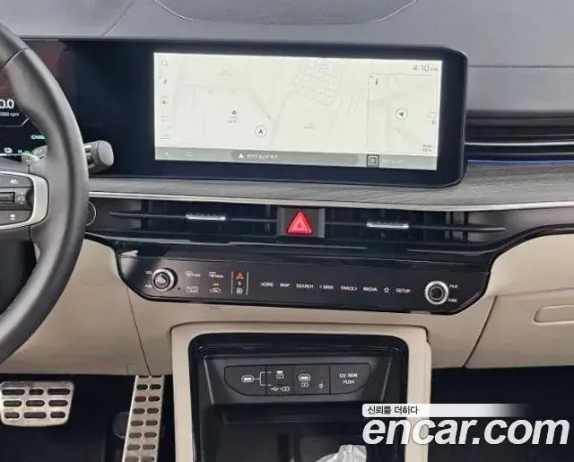 Kia K5 2025 — ფოტო 17/20