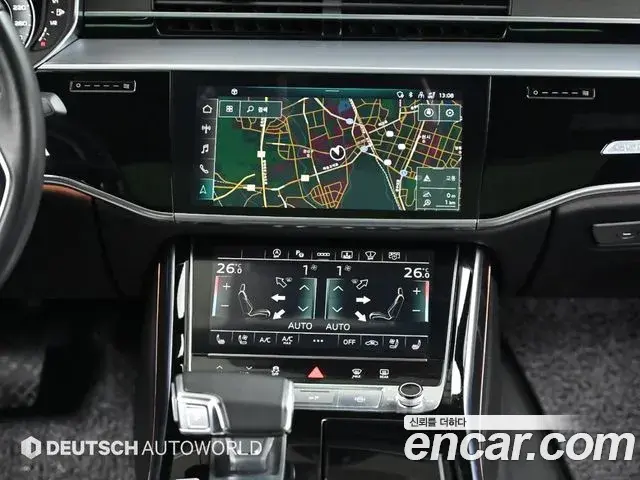 Audi A8 2022 — Фото 13/20