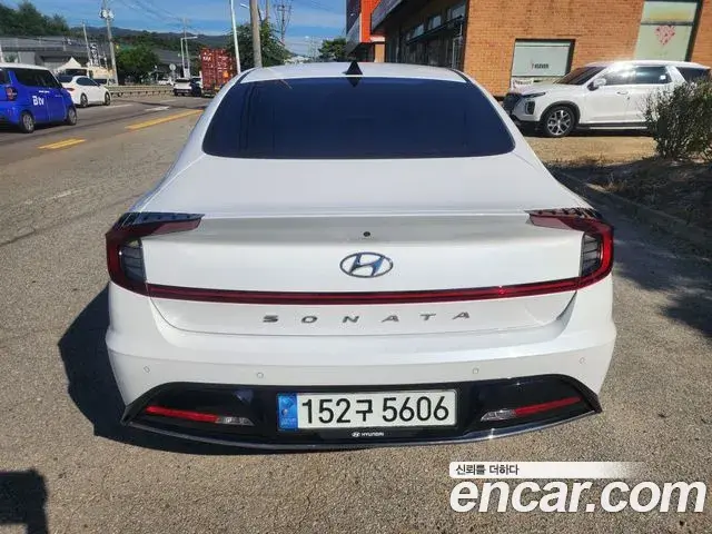 Hyundai Sonata 2022 — Фото 3/20