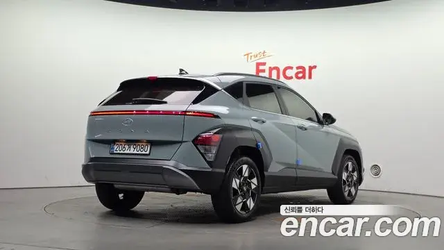 Hyundai Kona 2024 — Фото 2/20