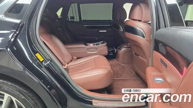 Genesis G90 2022 — Фото 12/20