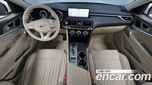 Genesis G70 2022 — ფოტო 20/34