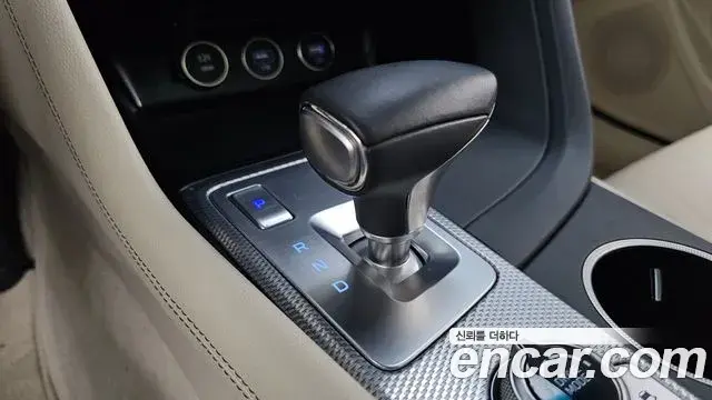 Genesis G70 2022 — ფოტო 16/34
