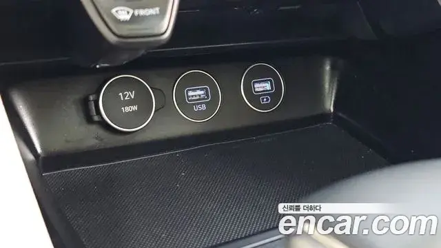 Genesis G70 2022 — ფოტო 27/34