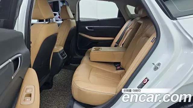 Hyundai Sonata 2020 — Фото 12/20