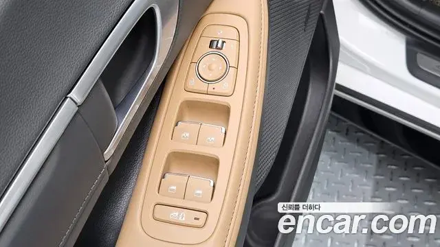 Hyundai Sonata 2020 — Фото 18/20
