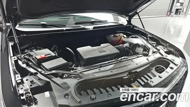 Cadillac Escalade 2026 — Şəkil 19/20