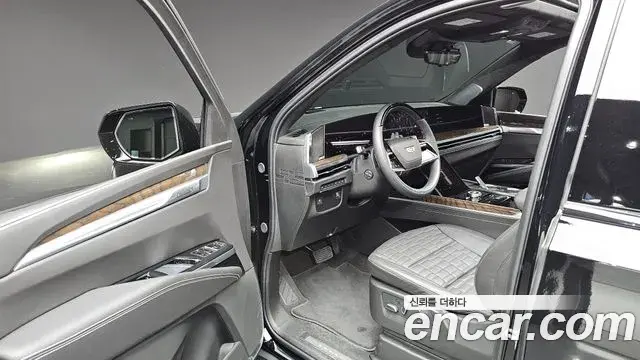Cadillac Escalade 2026 — Şəkil 8/20