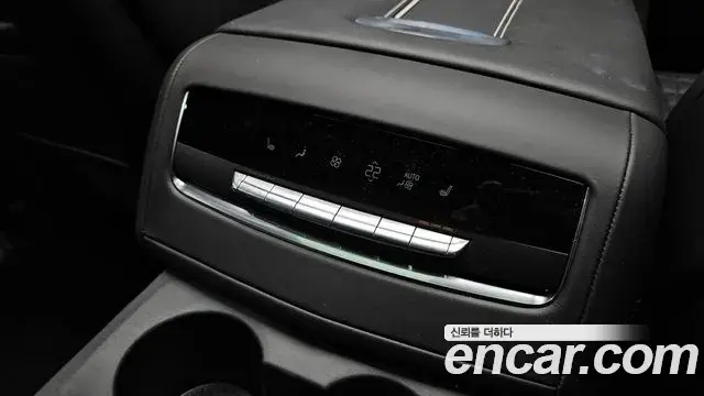 Cadillac Escalade 2026 — Şəkil 12/20