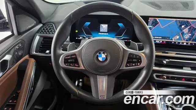 BMW X6 2023 — Фото 14/20