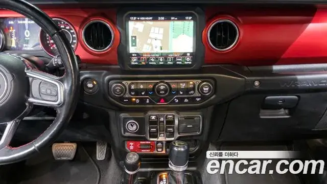 Jeep Wrangler 2021 — Фото 14/20