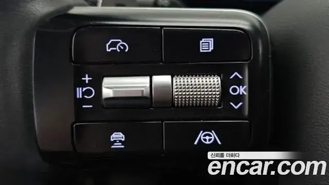 Hyundai Grandeur 2023 — Фото 13/20