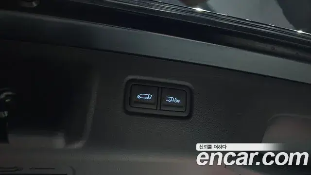 Hyundai Staria 2023 — Фото 20/20
