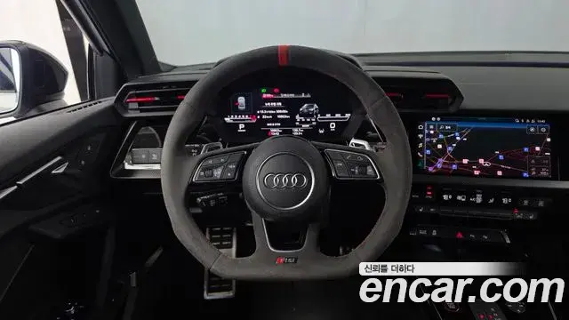 Audi A3 2023 — Фото 13/20