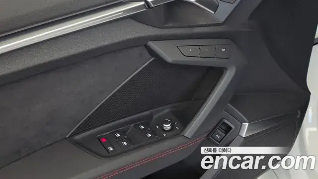 Audi A3 2023 — Фото 18/20