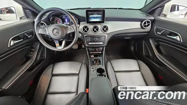 Mercedes-Benz CLA-Class 2018 — Фото 7/20