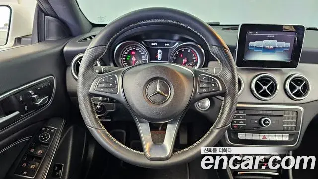 Mercedes-Benz CLA-Class 2018 — Фото 13/20