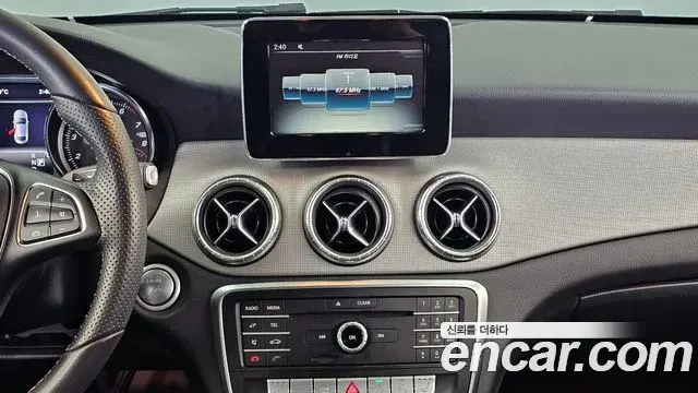 Mercedes-Benz CLA-Class 2018 — Фото 19/20