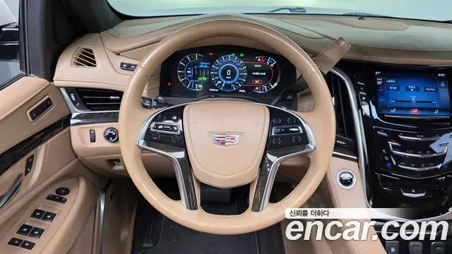 Cadillac Escalade 2020 — Photo 13/20