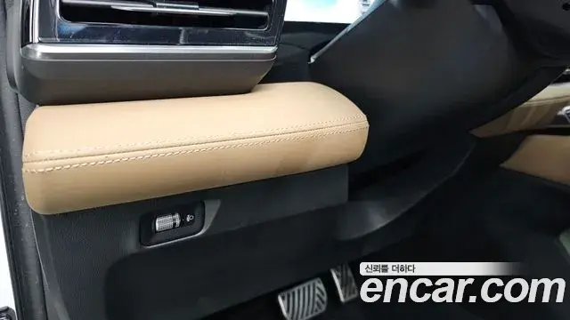 Renault Samsung Grand Koleos 2025 — Фото 14/20