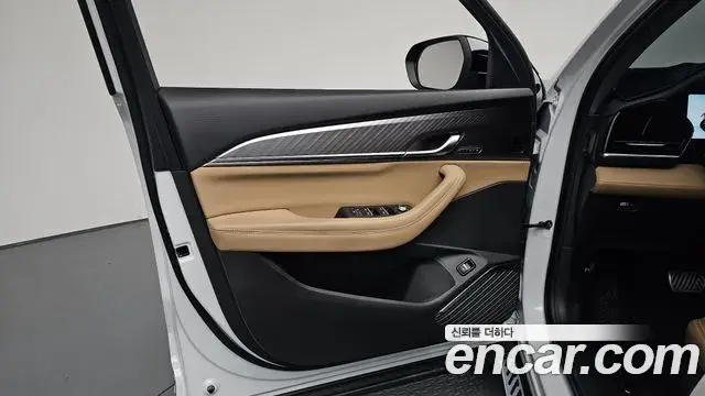 Renault Samsung Grand Koleos 2025 — Photo 26/38