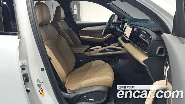 Renault Samsung Grand Koleos 2025 — Photo 10/38