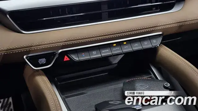 Renault Samsung Grand Koleos 2025 — Photo 7/38