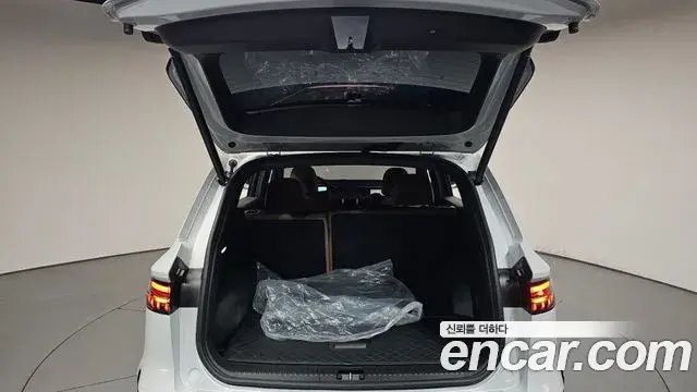 Renault Samsung Grand Koleos 2025 — Photo 38/38
