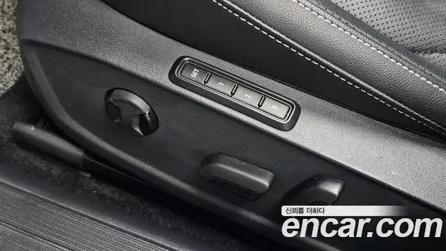 Volkswagen Jetta 2022 — ფოტო 4/35