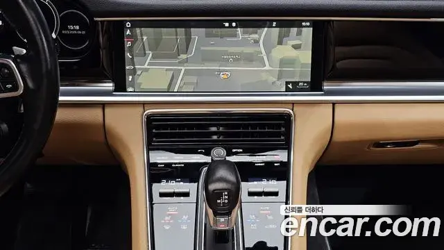 Porsche Panamera 2018 — Фото 17/20
