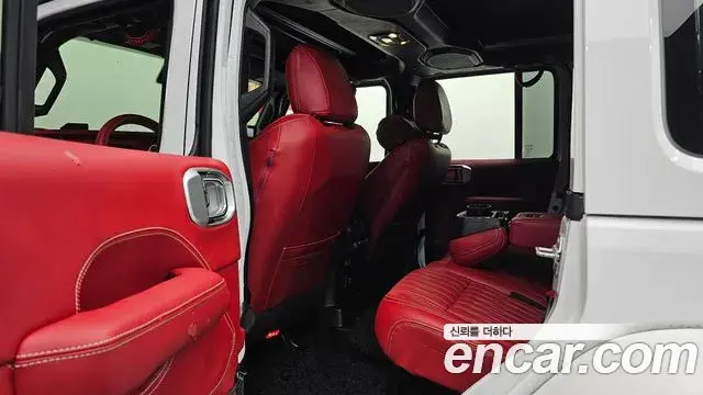 Jeep Wrangler 2019 — Фото 11/20