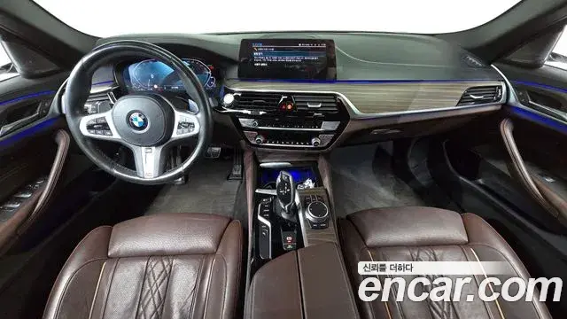 BMW 5 Series 2020 — Фото 7/20
