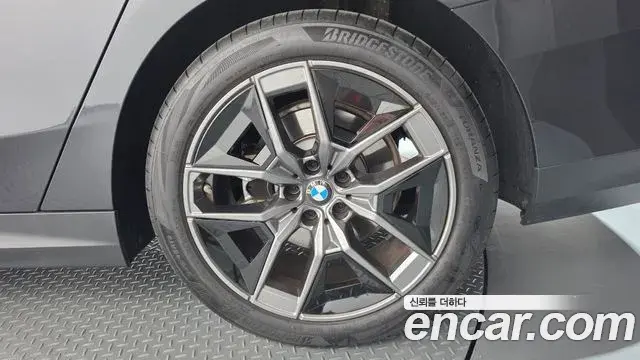 BMW 5 Series 2025 — Şəkil 4/20