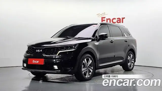 Kia Sorento 2022 — Фото 1/20