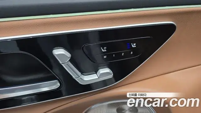 Mercedes-Benz E-Class 2026 — Photo 18/20