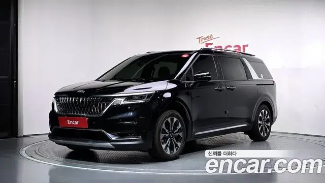 Kia Carnival 2020 — Фото 1/20